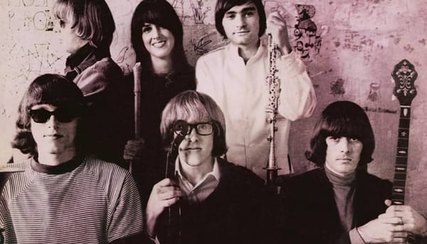 cover artwork for Jefferson Airplane's "Surrealistic Pillow" album